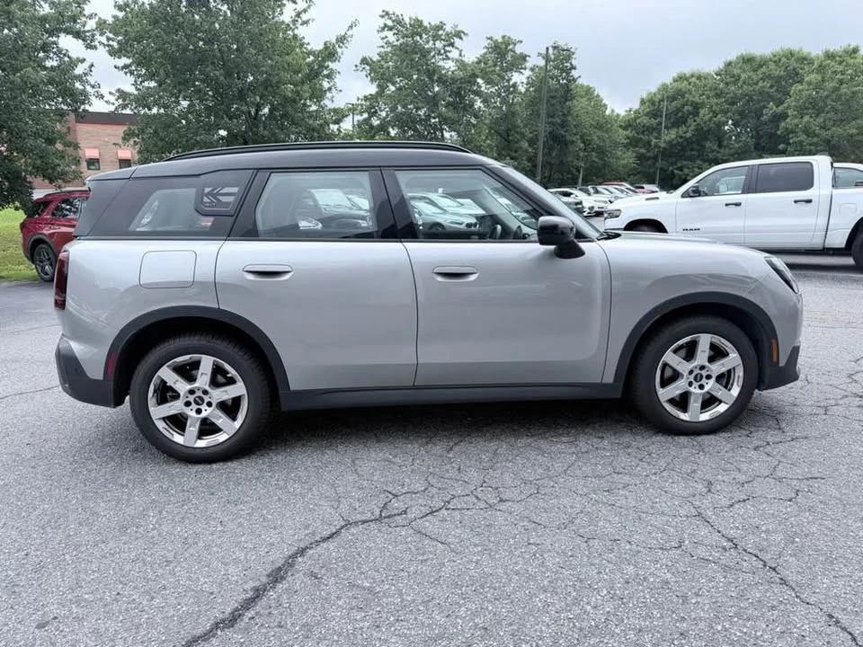 2025 Mini Countryman 3rd Gen - Image 2 of 7