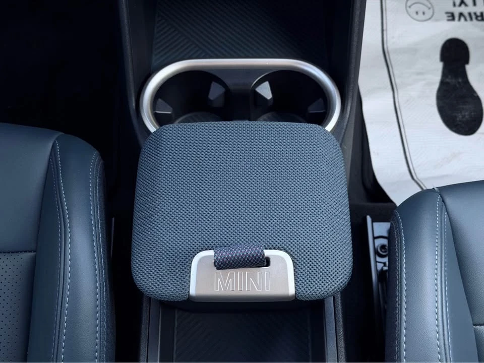 2025 Mini Countryman 3rd Gen - Image 16 of 20