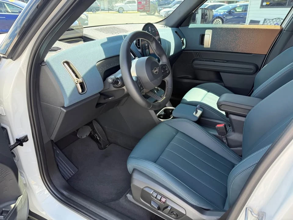 2025 Mini Countryman 3rd Gen - Image 7 of 19