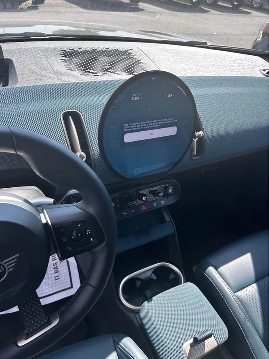 2025 Mini Countryman 3rd Gen - Image 9 of 14