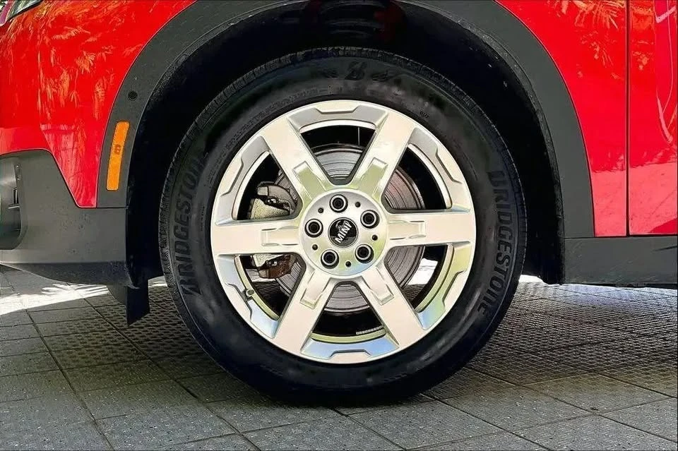 2025 Mini Countryman 3rd Gen - Image 8 of 19