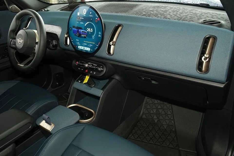 2025 Mini Countryman 3rd Gen - Image 11 of 20