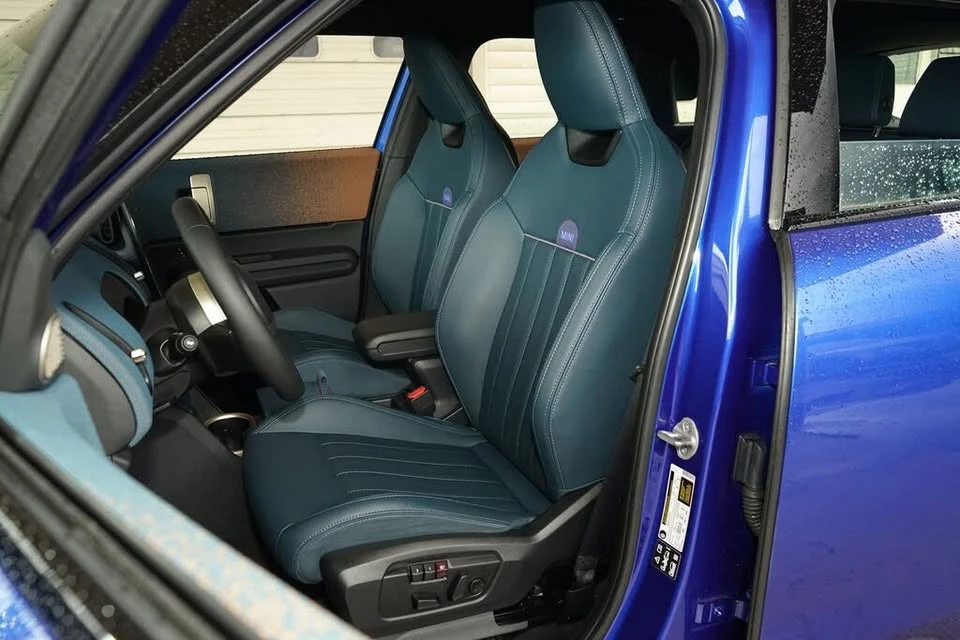 2025 Mini Countryman 3rd Gen - Image 9 of 20