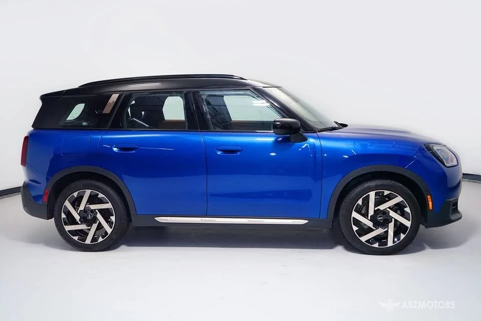 2025 Mini Countryman 3rd Gen - Image 3 of 20
