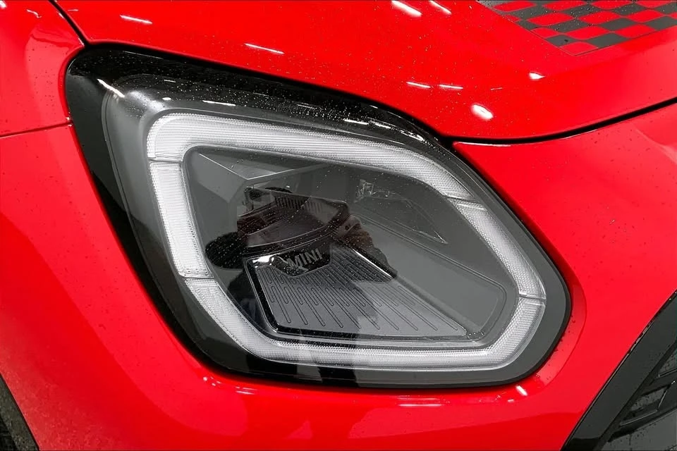 2025 Mini Countryman 3rd Gen - Image 18 of 20