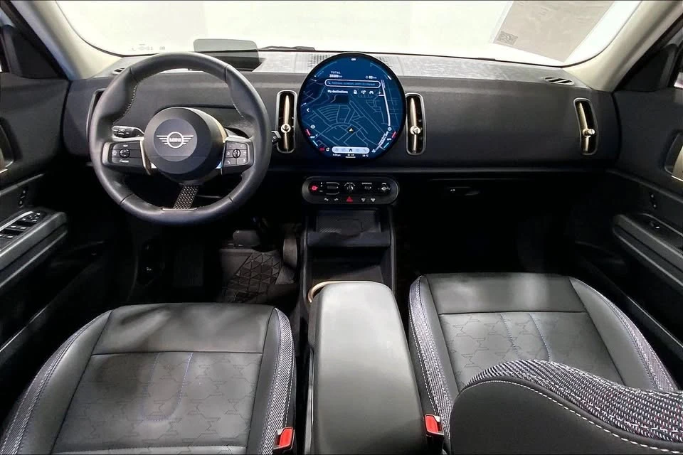 2025 Mini Countryman 3rd Gen - Image 7 of 10