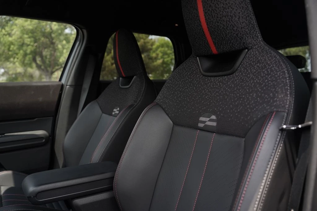 2025 Mini Countryman 3rd Gen - Image 10 of 15