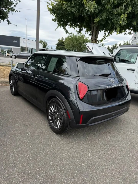 2025 Mini Mini 4th Gen - Image 4 of 8