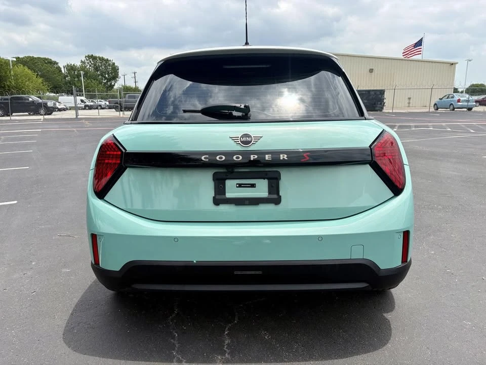 2025 Mini Mini 4th Gen - Image 4 of 15