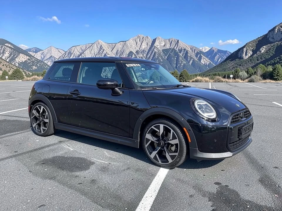 2025 Mini Mini 4th Gen - Image 7 of 20