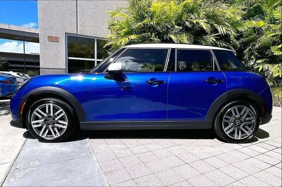 2025 Mini Mini 4th Gen - Image 3 of 19