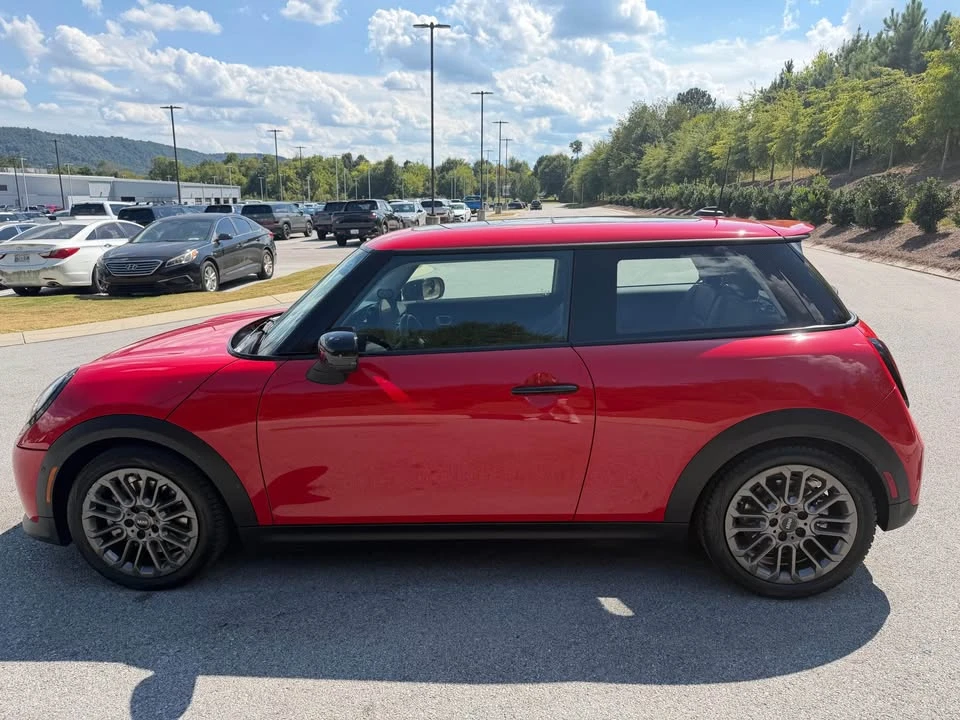 2025 Mini Mini 4th Gen - Image 8 of 9