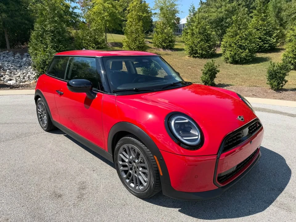 2025 Mini Mini 4th Gen - Image 3 of 9