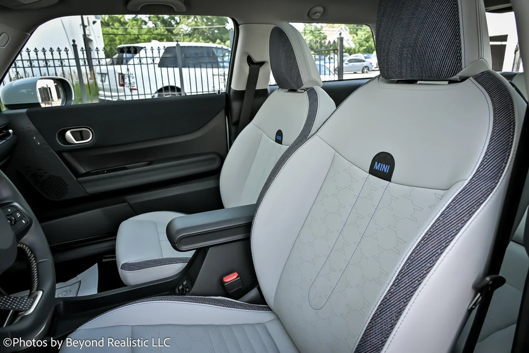 2025 Mini Mini Cooper S 3rd Gen - Image 2 of 21