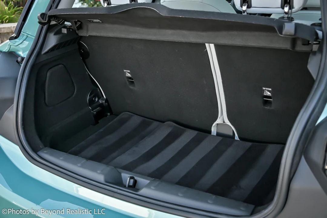 2025 Mini Mini Cooper S 3rd Gen - Image 17 of 21