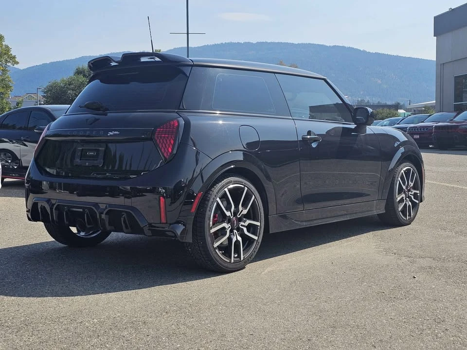 2025 Mini Mini 4th Gen - Image 4 of 7
