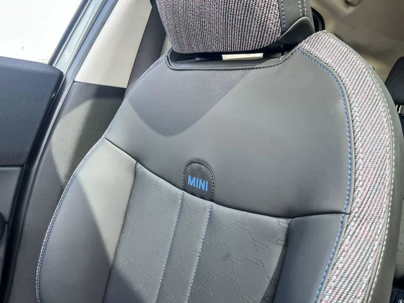 2025 Mini Countryman 3rd Gen - Image 15 of 20
