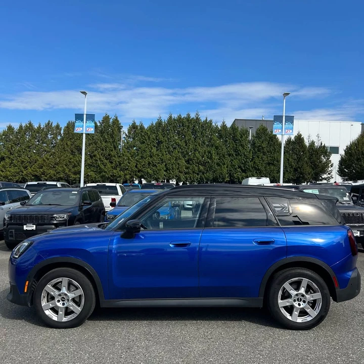 2025 Mini Countryman 3rd Gen - Image 8 of 15