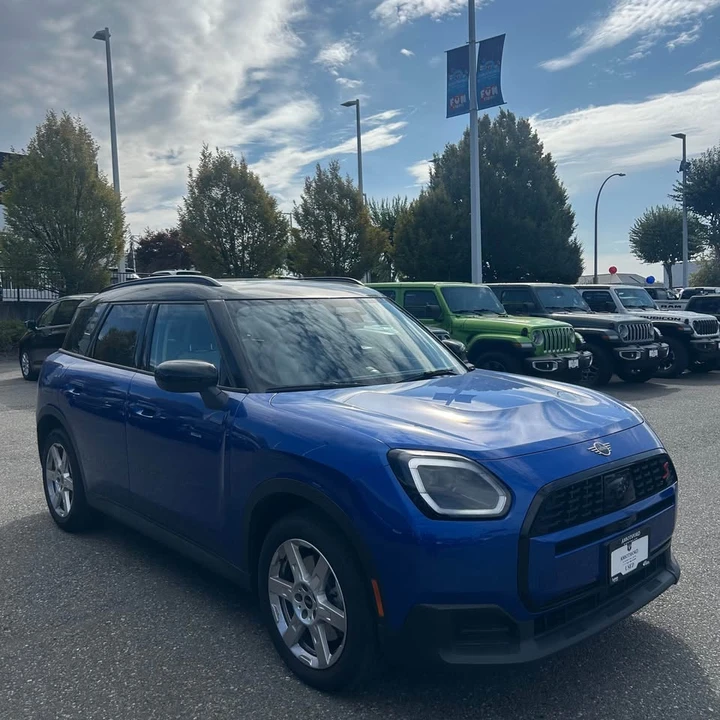 2025 Mini Countryman 3rd Gen - Image 3 of 15