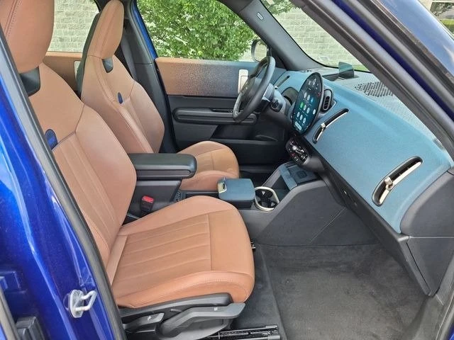 2025 Mini Countryman 3rd Gen - Image 16 of 20