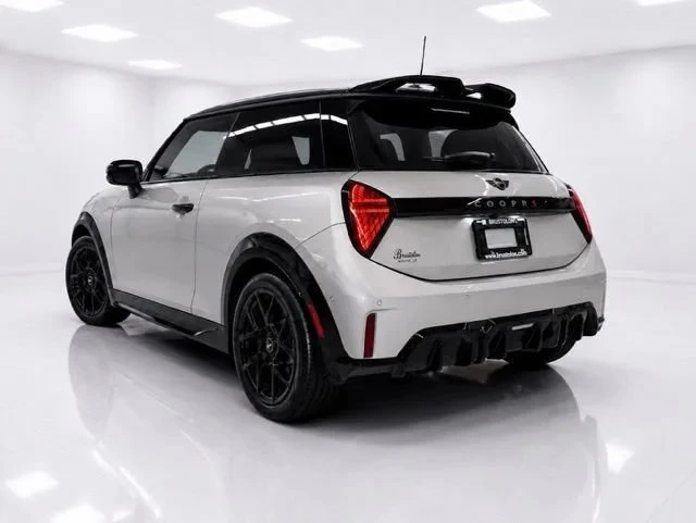 2025 Mini Mini 4th Gen - Image 7 of 20