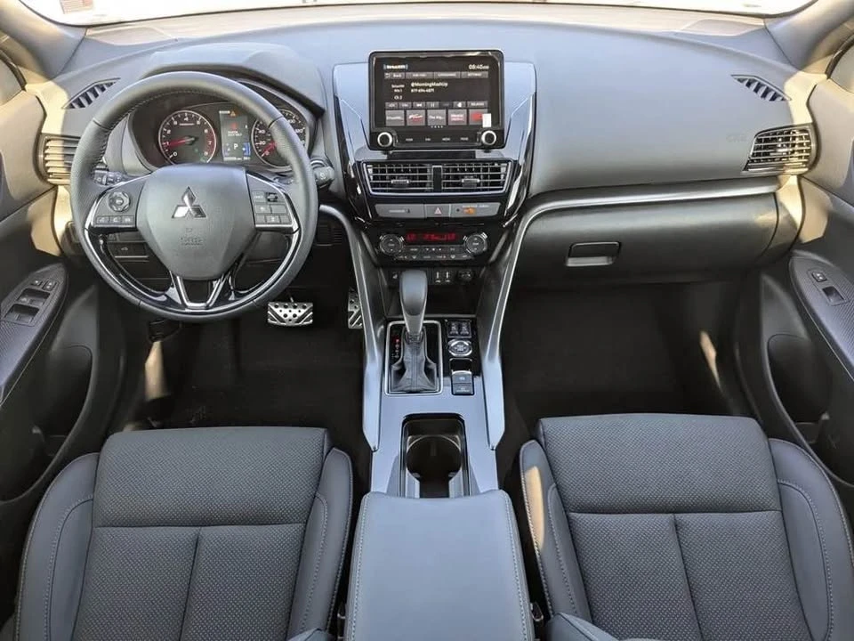 2025 Mitsubishi Eclipse Cross - Image 6 of 8
