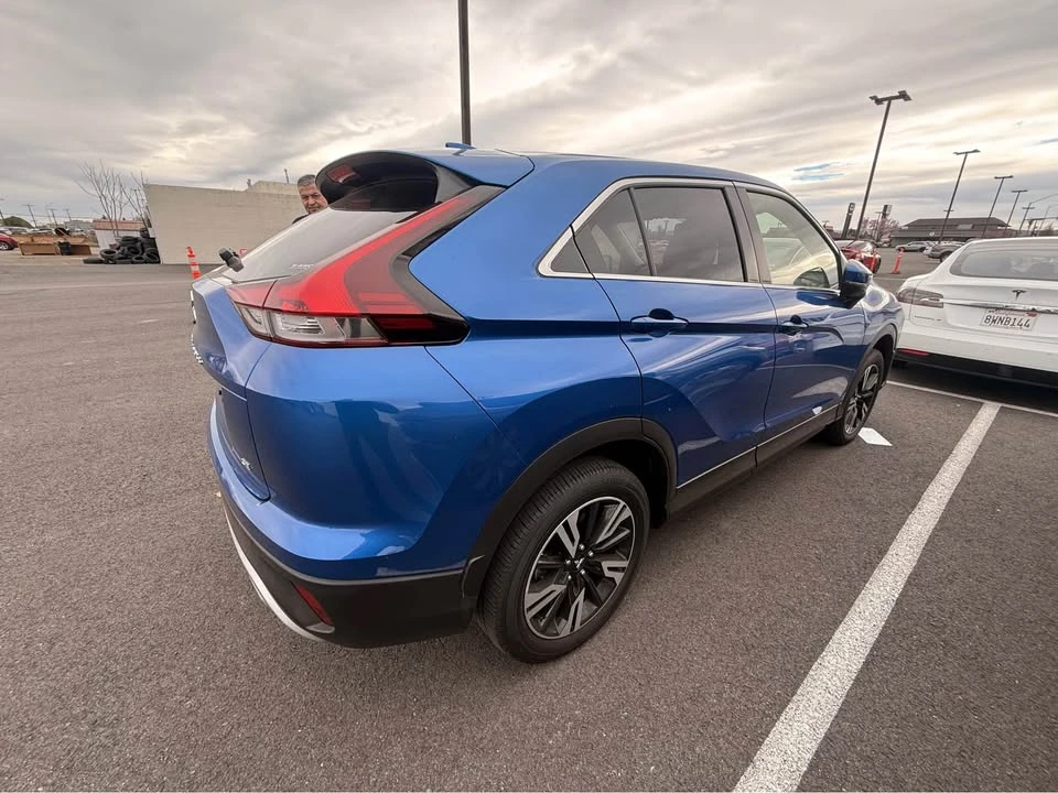 2025 Mitsubishi Eclipse Cross - Image 5 of 6