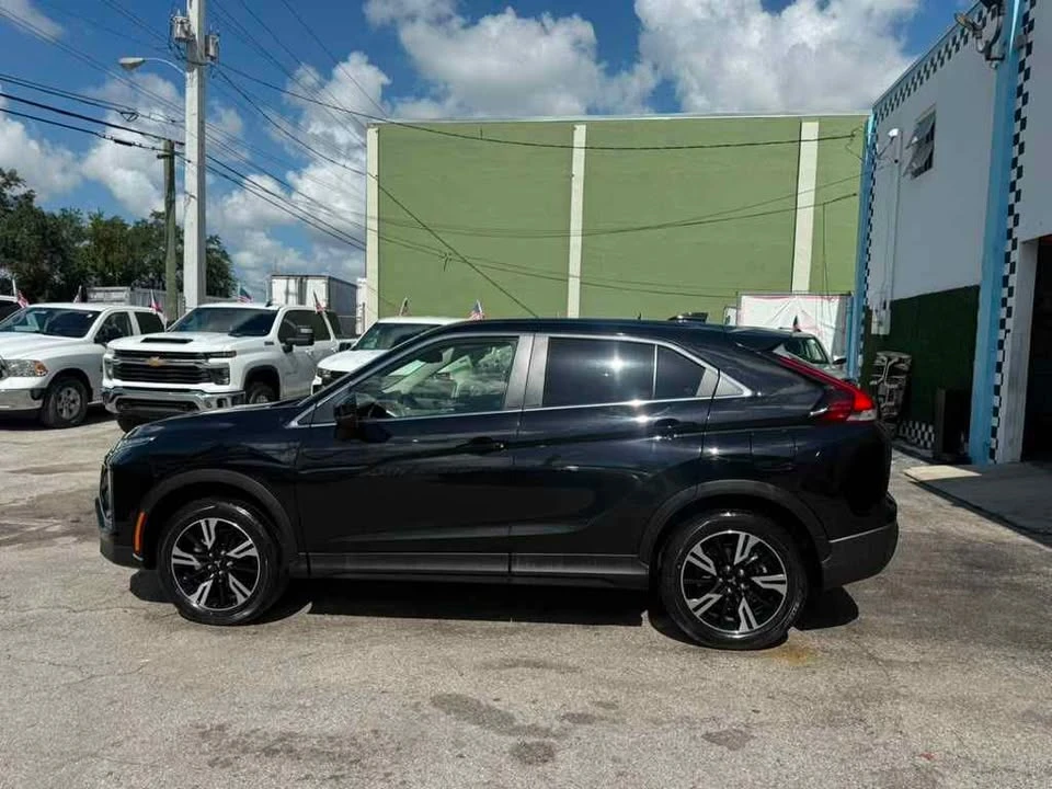 2025 Mitsubishi Eclipse Cross - Image 3 of 9