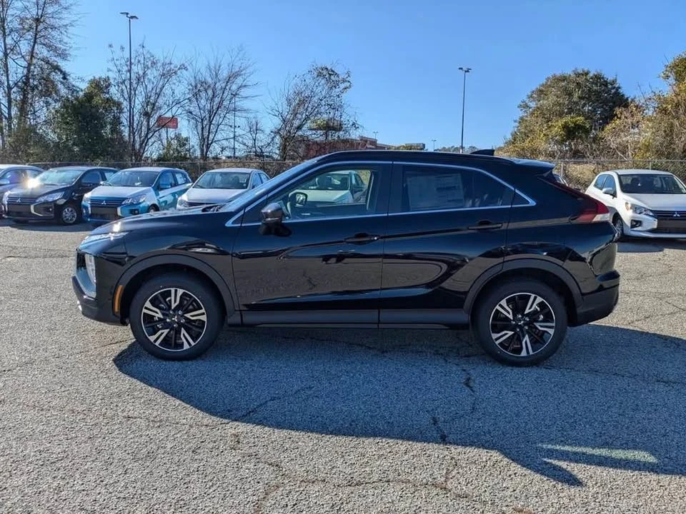2025 Mitsubishi Eclipse Cross - Image 5 of 10