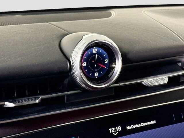 2025 Maserati Grecale - Image 19 of 20
