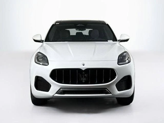 2025 Maserati Grecale - Image 8 of 20