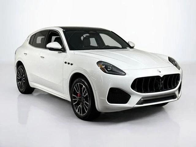 2025 Maserati Grecale - Image 7 of 20