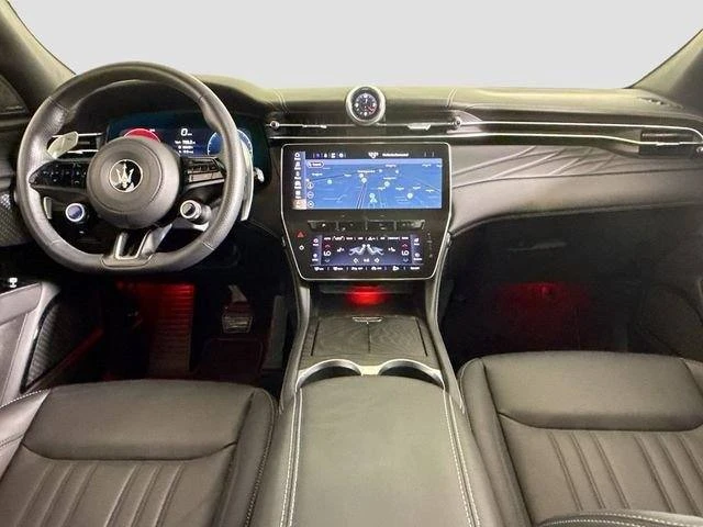 2025 Maserati Grecale - Image 9 of 20