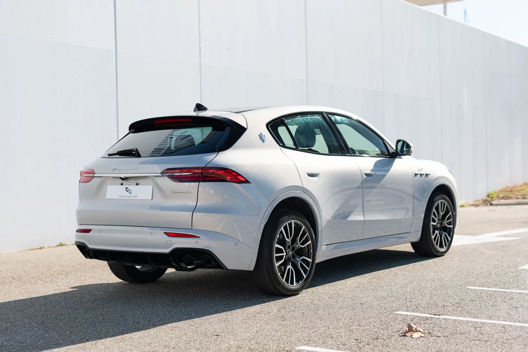 2025 Maserati Grecale - Image 13 of 31