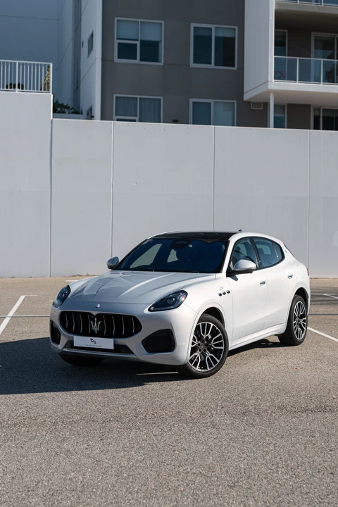 2025 Maserati Grecale - Image 15 of 31