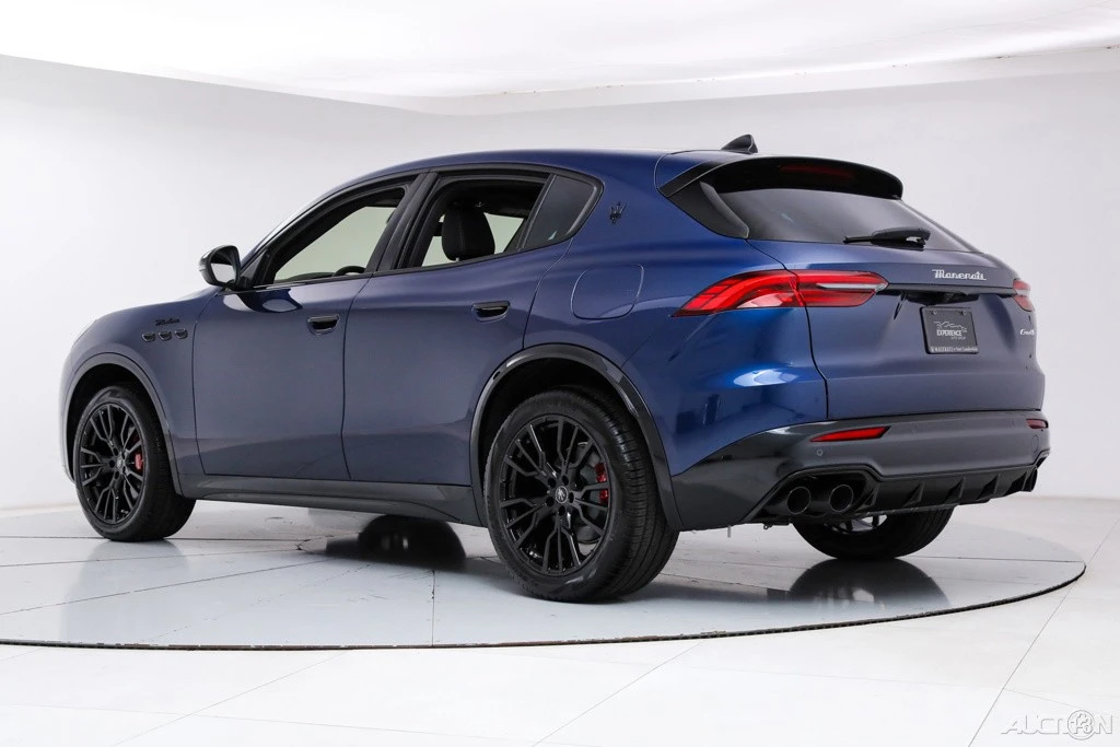 2025 Maserati Grecale - Image 3 of 18