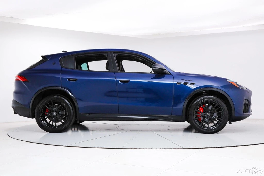 2025 Maserati Grecale - Image 5 of 18