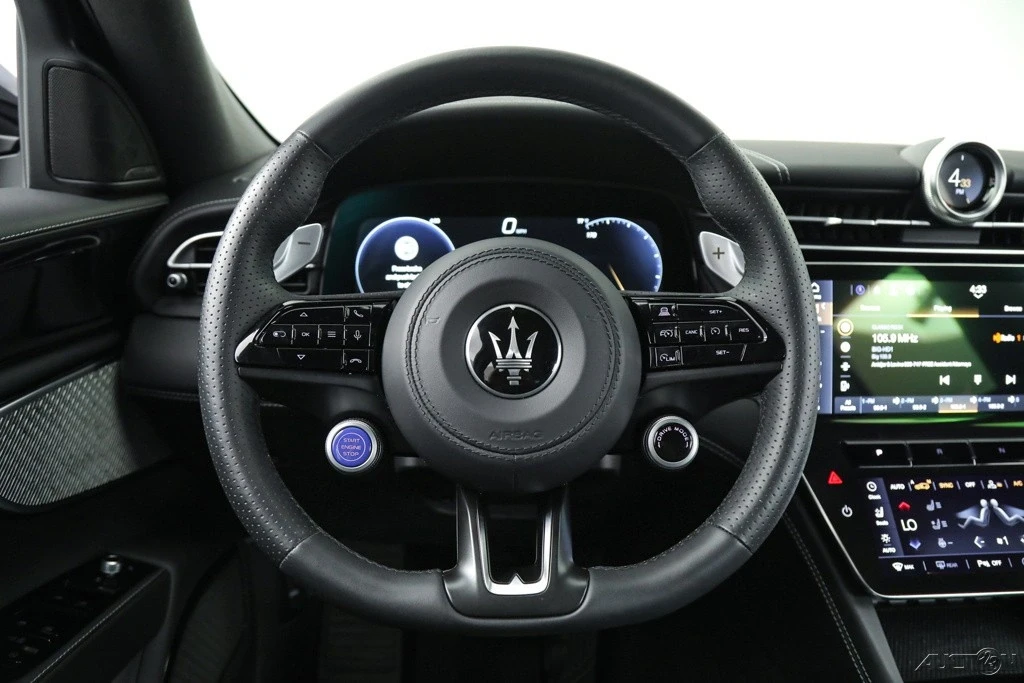2025 Maserati Grecale - Image 20 of 21