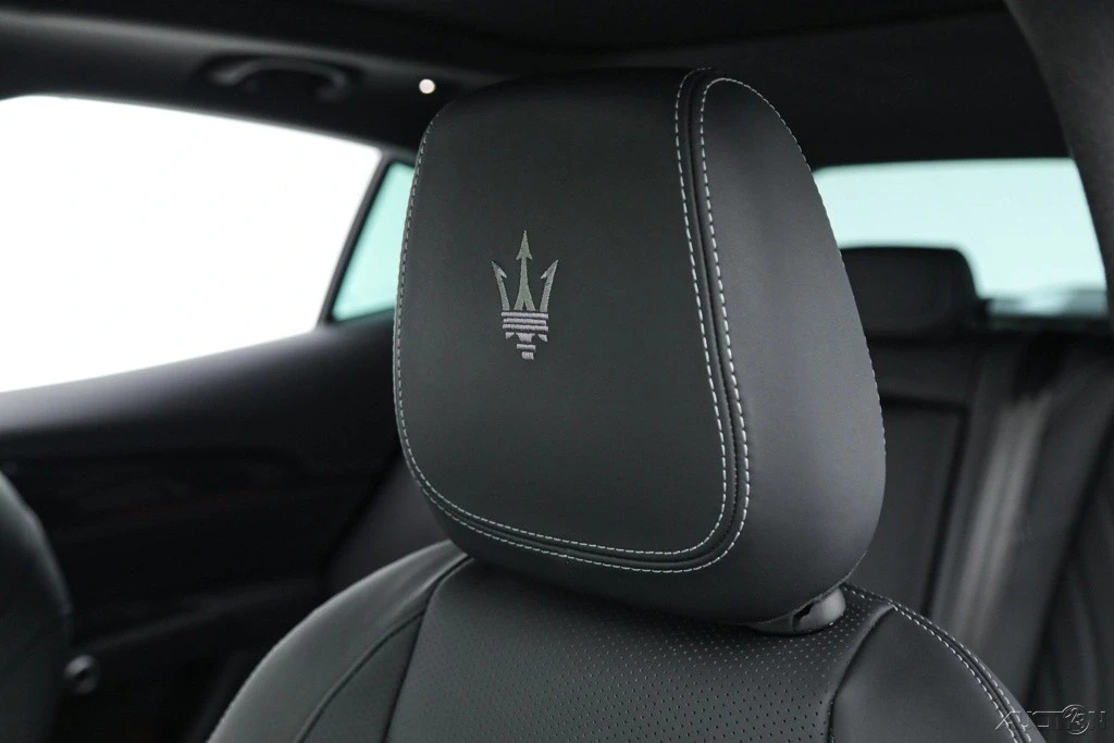 2025 Maserati Grecale - Image 19 of 21