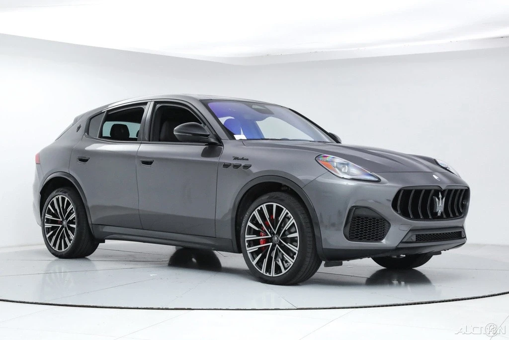 2025 Maserati Grecale - Image 7 of 21