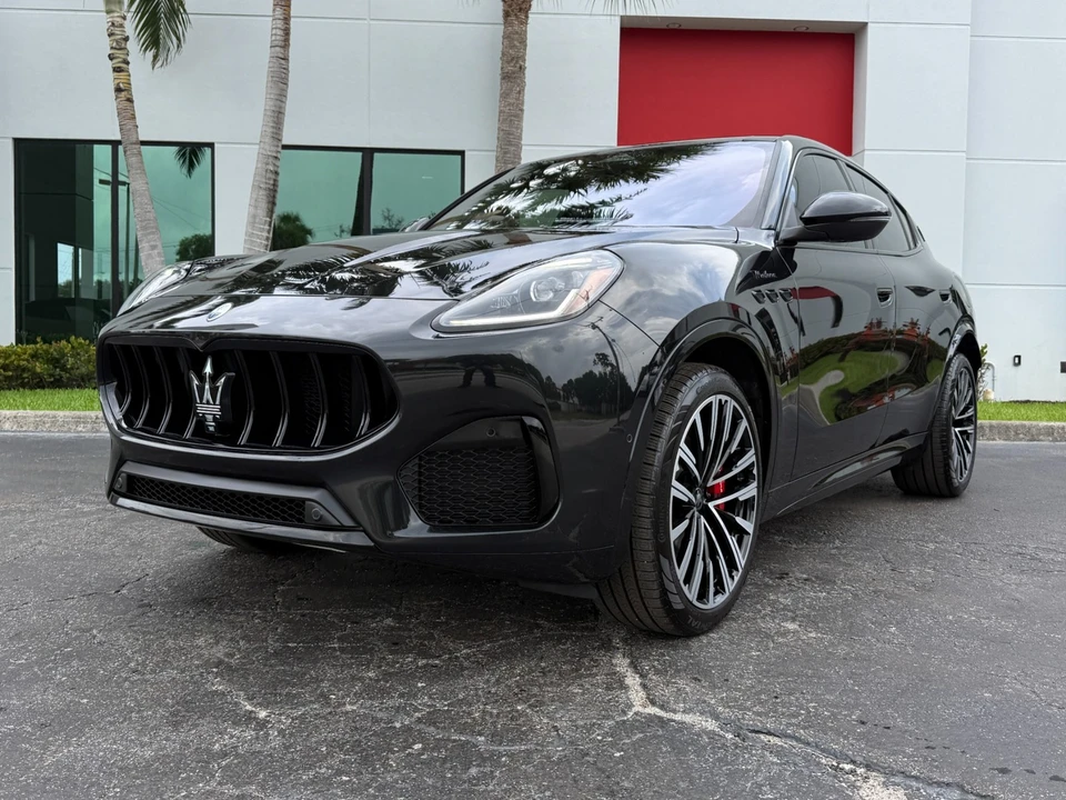 2025 Maserati Grecale - Image 9 of 31