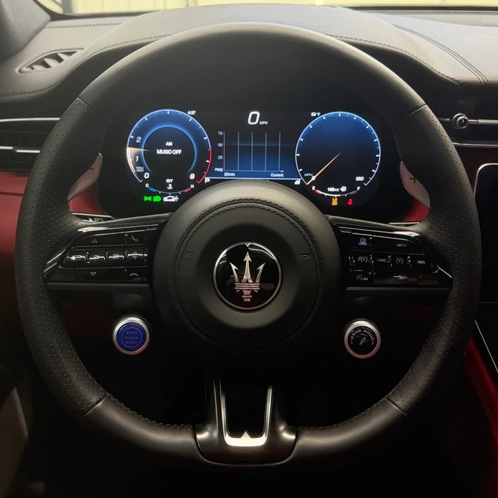 2025 Maserati Grecale - Image 9 of 26