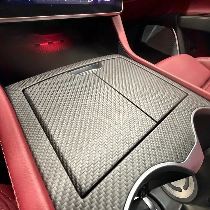 2025 Maserati Grecale - Image 18 of 26