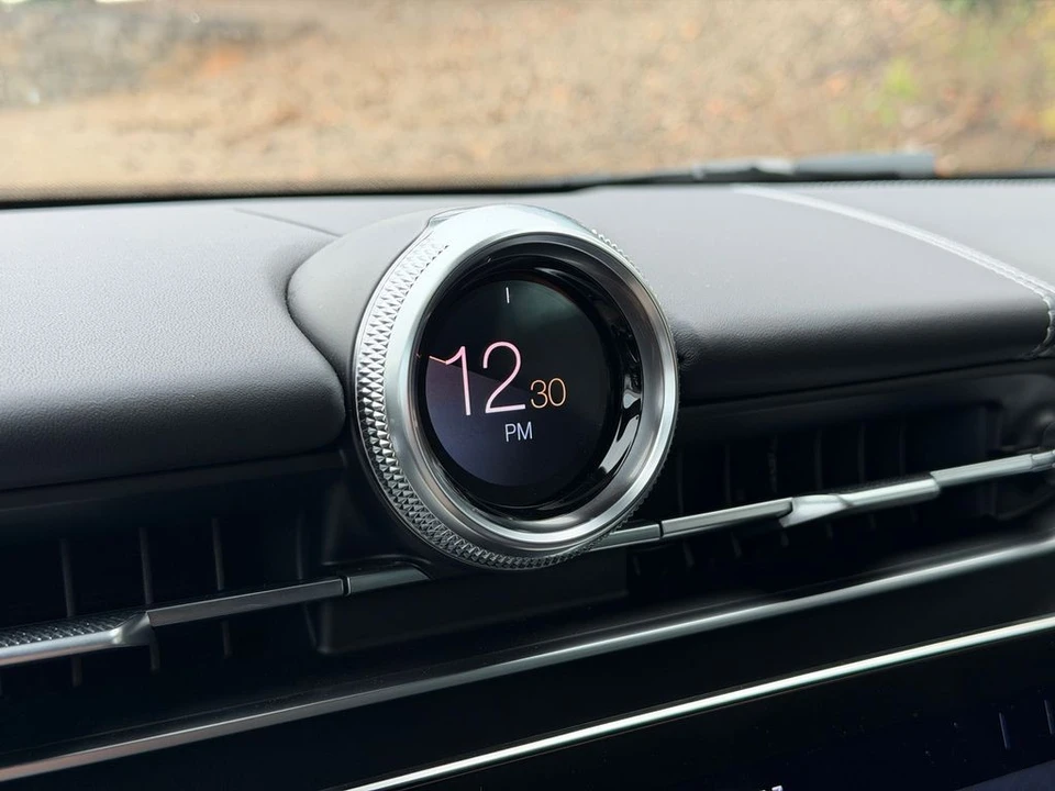 2025 Maserati Grecale - Image 18 of 21
