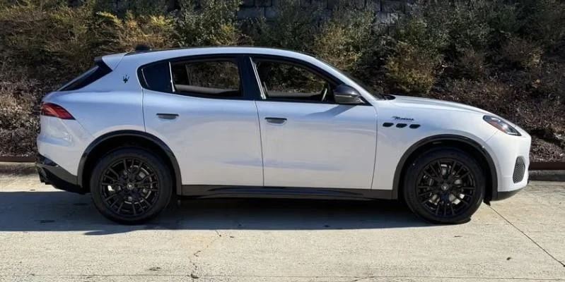 2025 Maserati Grecale - Image 3 of 21