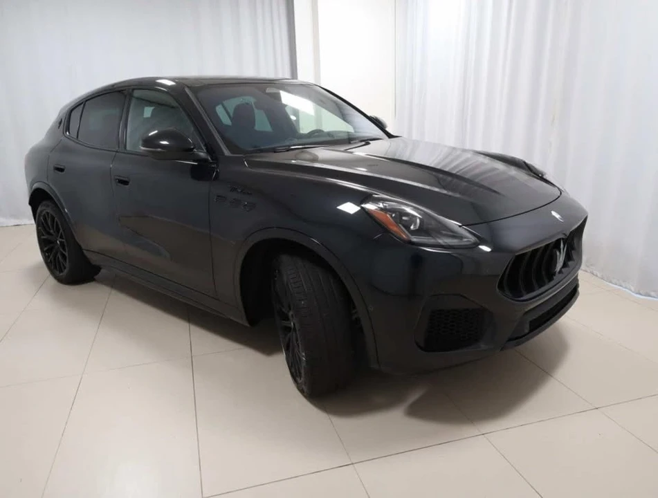 2025 Maserati Grecale - Image 7 of 20
