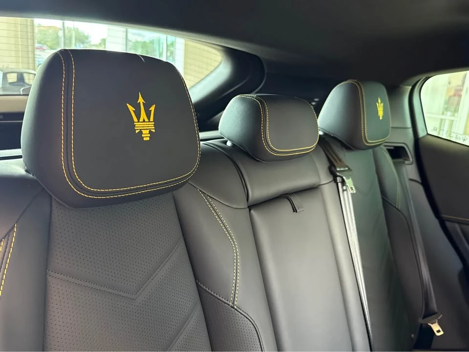 2025 Maserati Grecale - Image 5 of 10