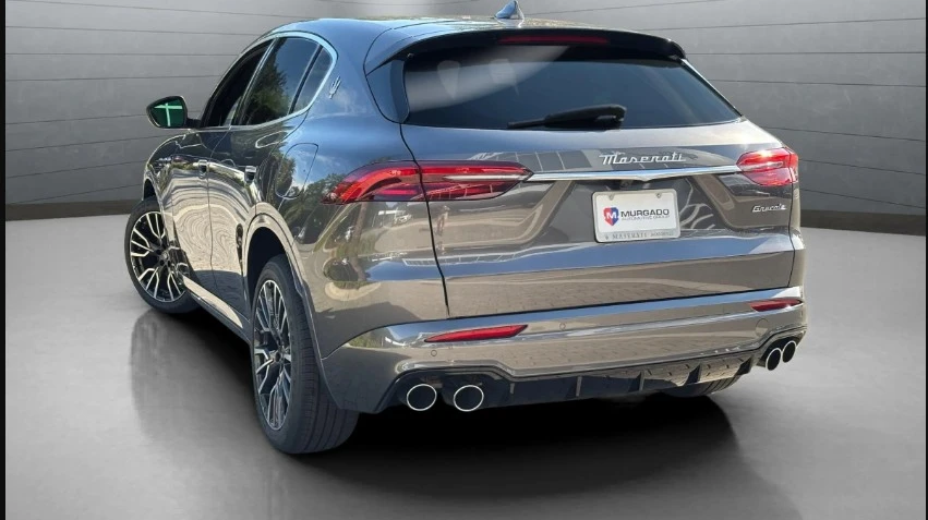 2025 Maserati Grecale - Image 4 of 12