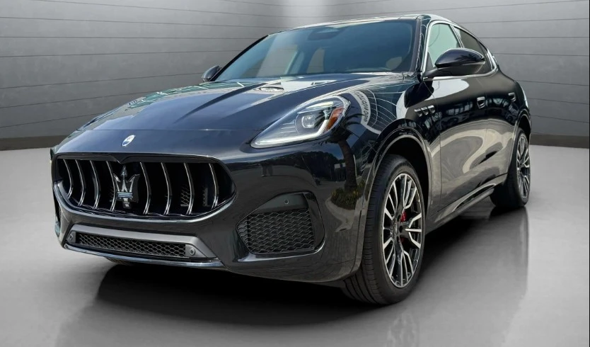 2025 Maserati Grecale - Image 3 of 11
