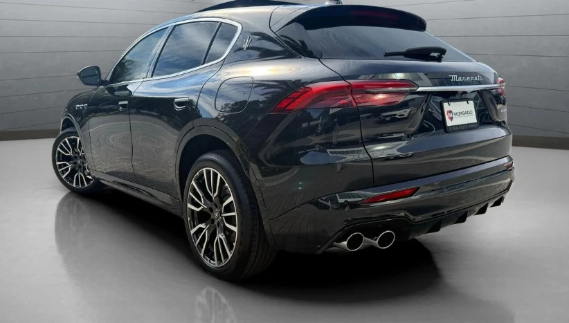 2025 Maserati Grecale - Image 6 of 11